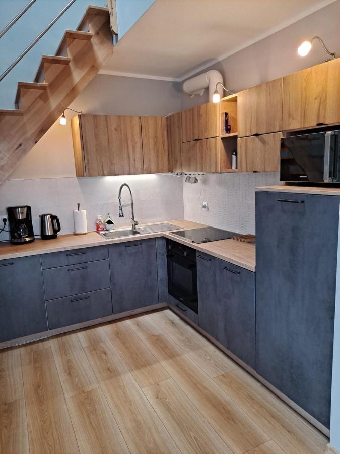 Jelonek Apartment Jelenia Góra Екстериор снимка