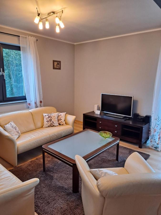 Jelonek Apartment Jelenia Góra Екстериор снимка