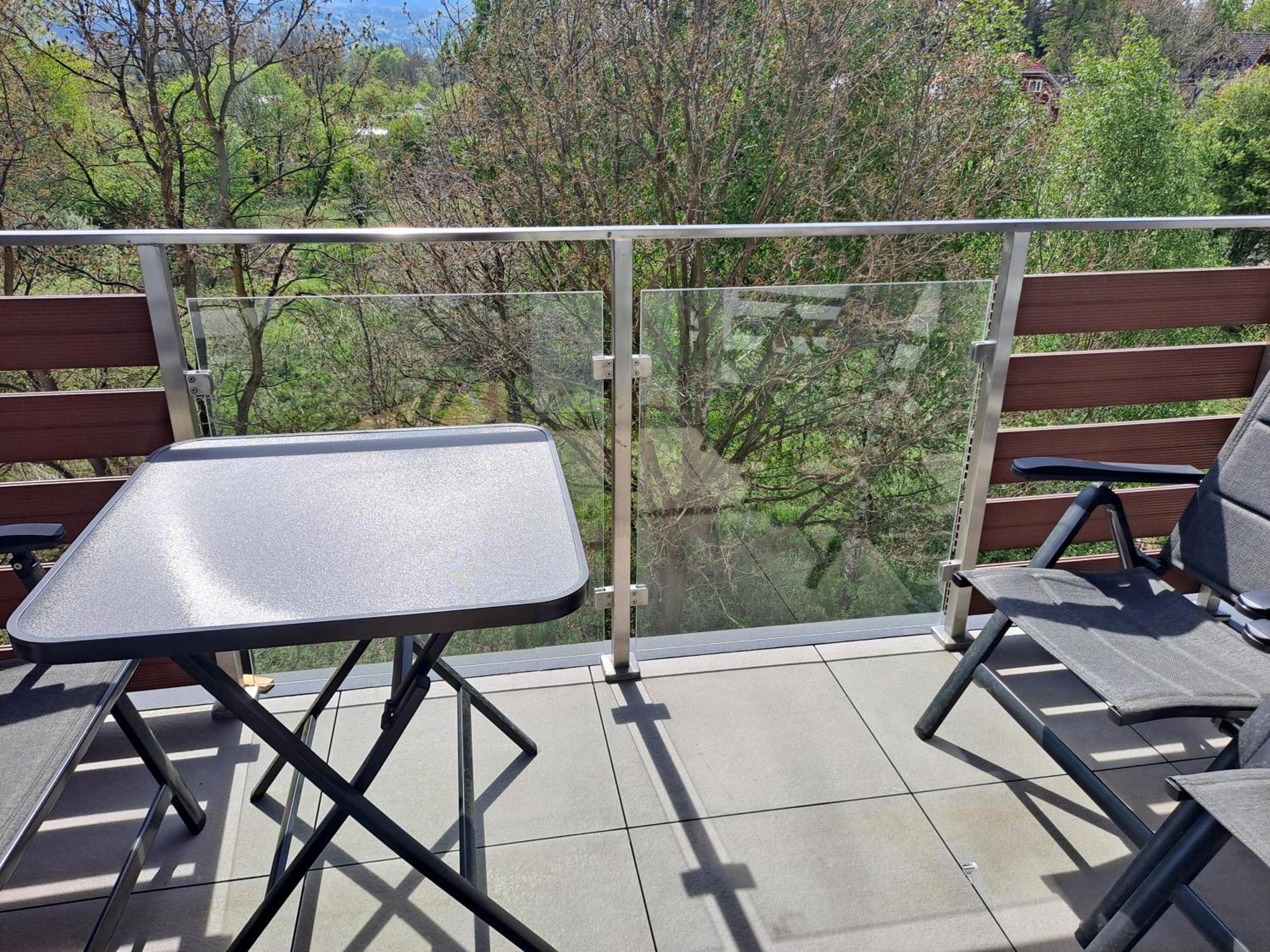 Jelonek Apartment Jelenia Góra Екстериор снимка